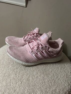 Women’s pink adidas shoes